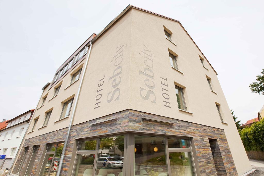 Sebcity Hotel Ellwangen Exteriör bild